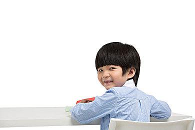 好评如潮建造游戏《风暴之城》 Steam销量突破100万份